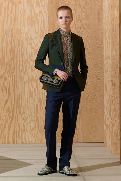 Look 20